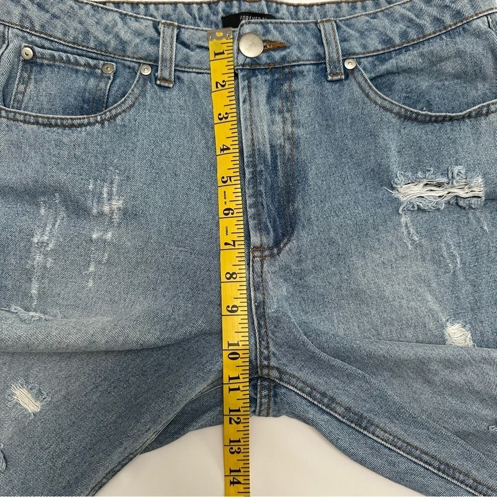 Mom‎ Ripped Jeans - Picture 4 of 14
